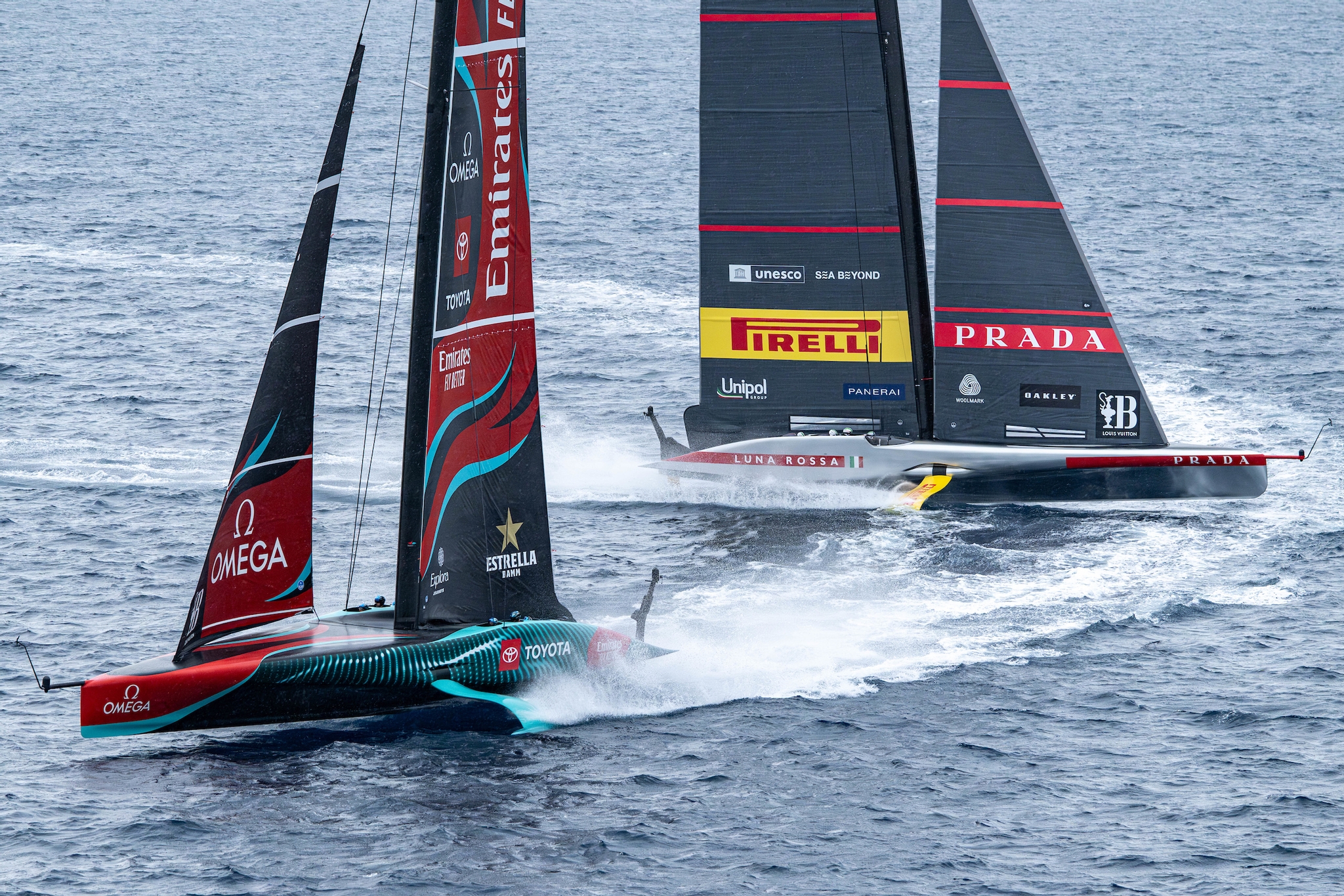 September 03, 2024. Race Day 5 of the Louis Vuitton Cup. EMIRATES TEAM NEW ZEALAND, LUNA ROSSA PRADA PIRELLI TEAM